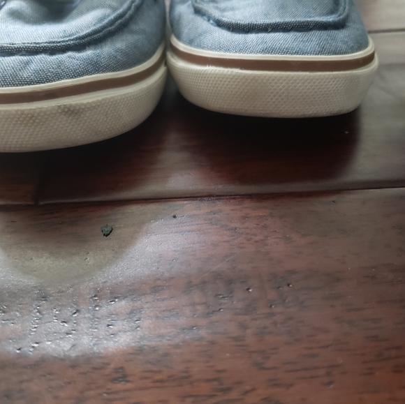 Boys Old Navy Jean Shoes with Brown Laces - Picture 2 of 6